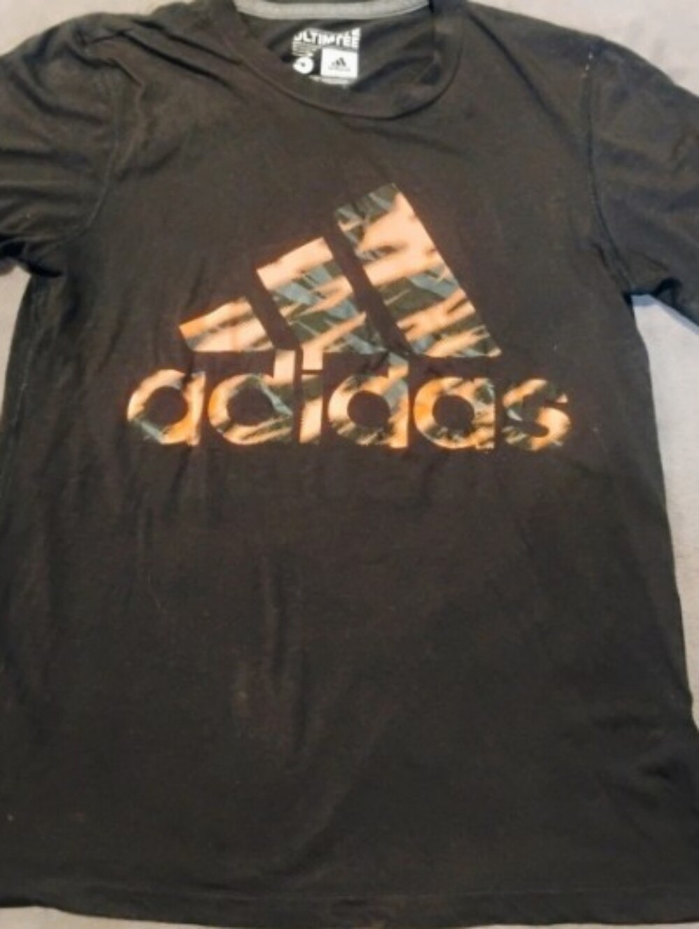 Adidas Men’s Ultimate Tee Black Graphic Logo T-Shirt - Small